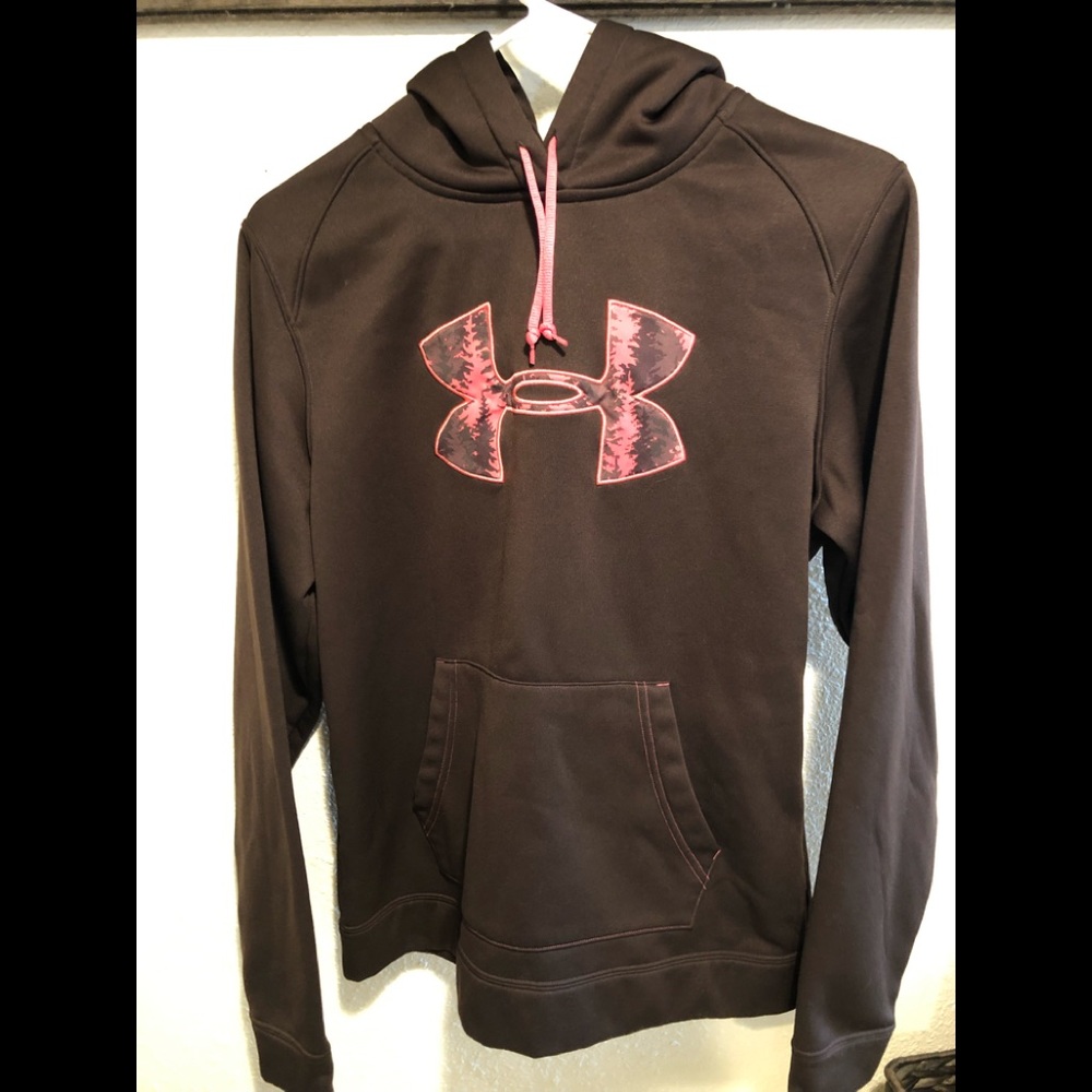 Under Armour pull over